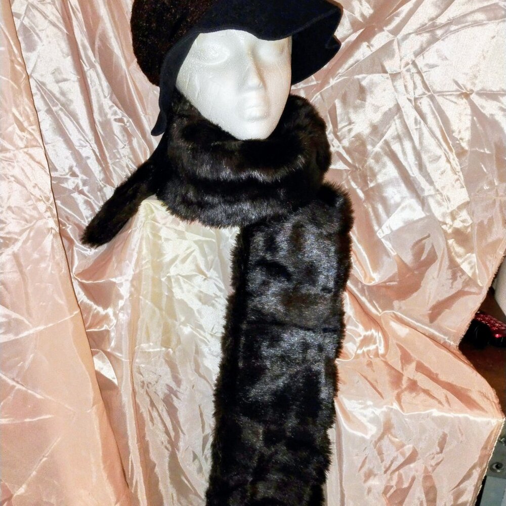 Long faux fur scarf